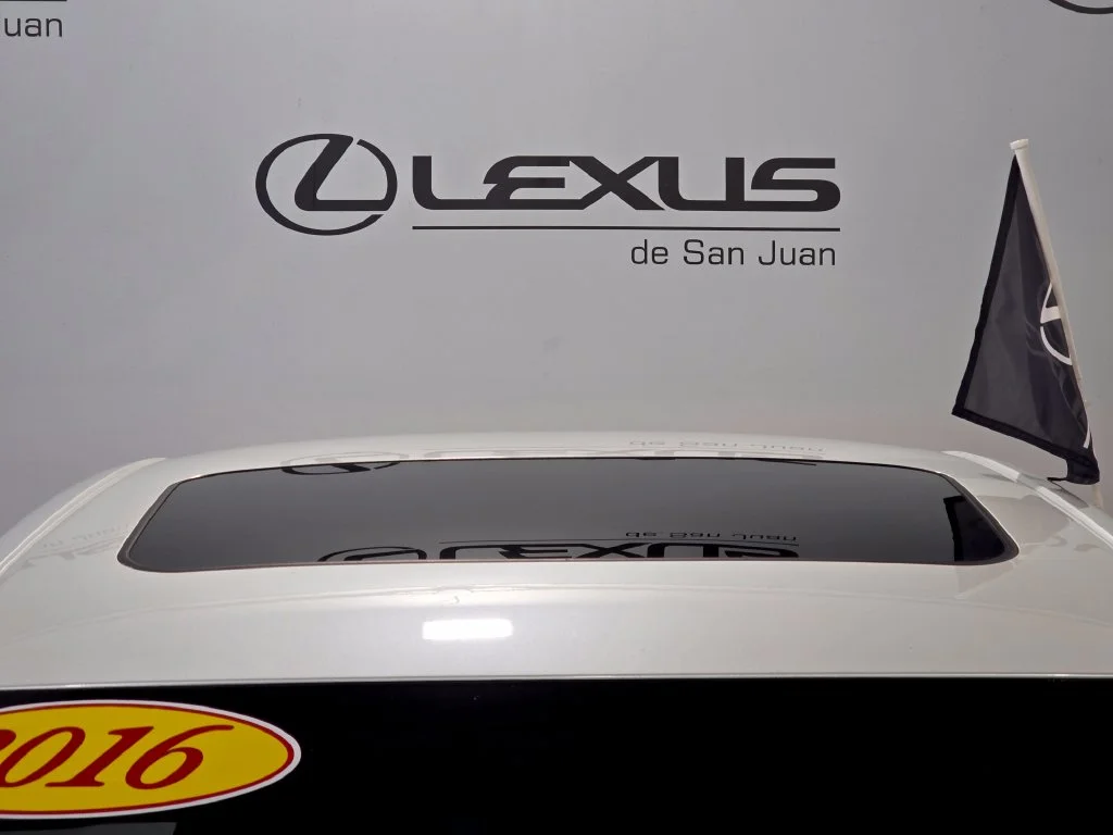 Used 2016 White Lexus 200t image 7