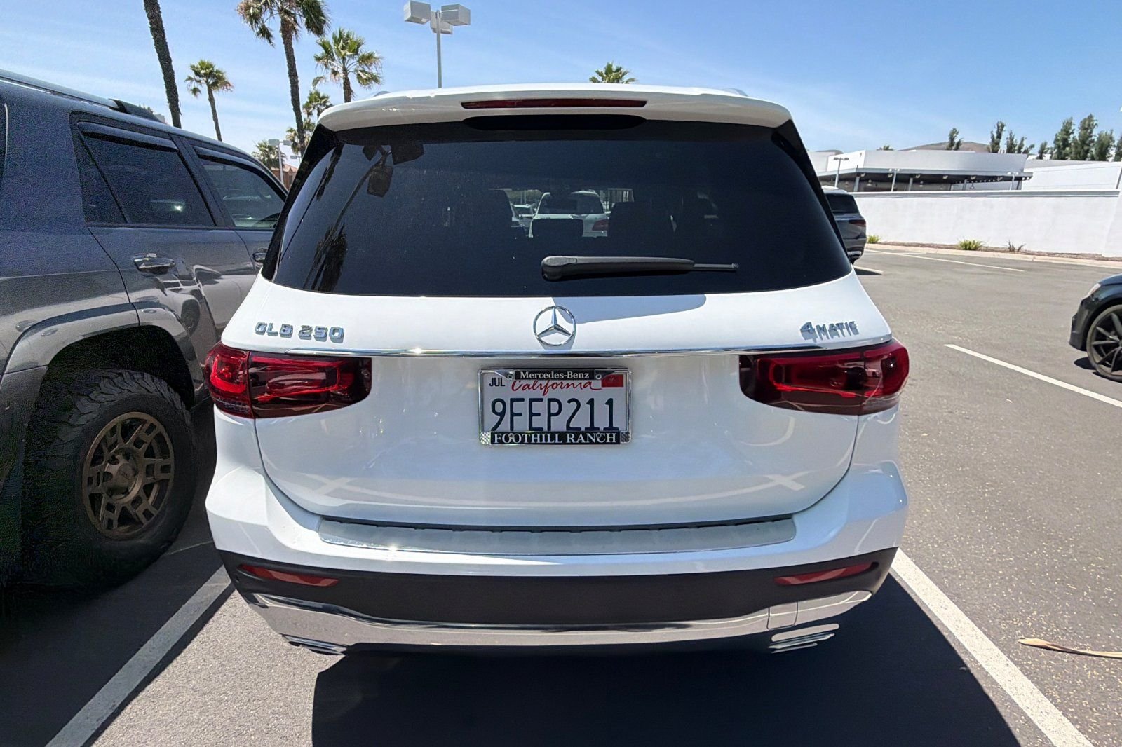 Certified Used 2022 White Mercedes-Benz GLB 250 image 7