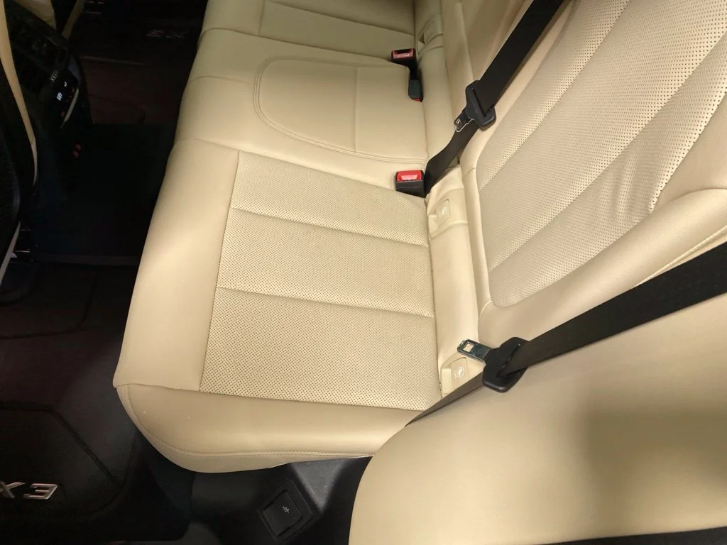 Used 2023 Alpine White BMW xDrive30i image 13