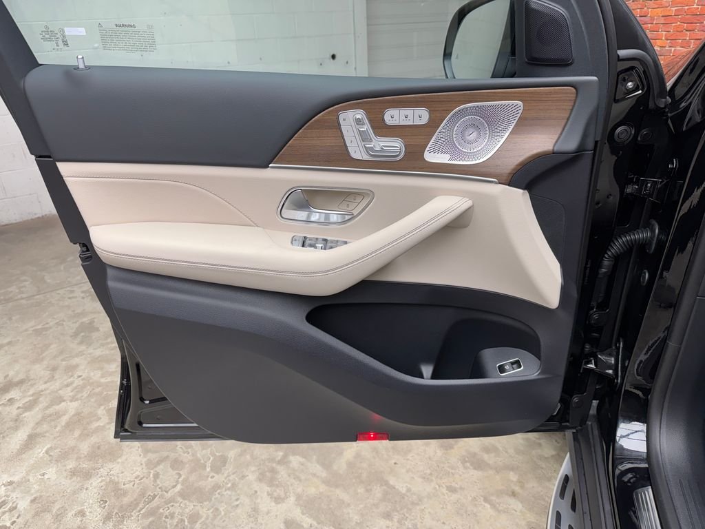 New 2026 Black Mercedes-Benz GLE 450 image 10