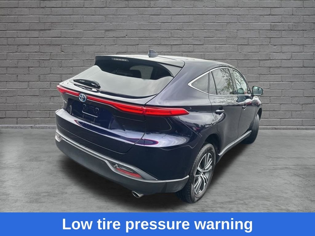 Used 2024  Toyota LE image 9
