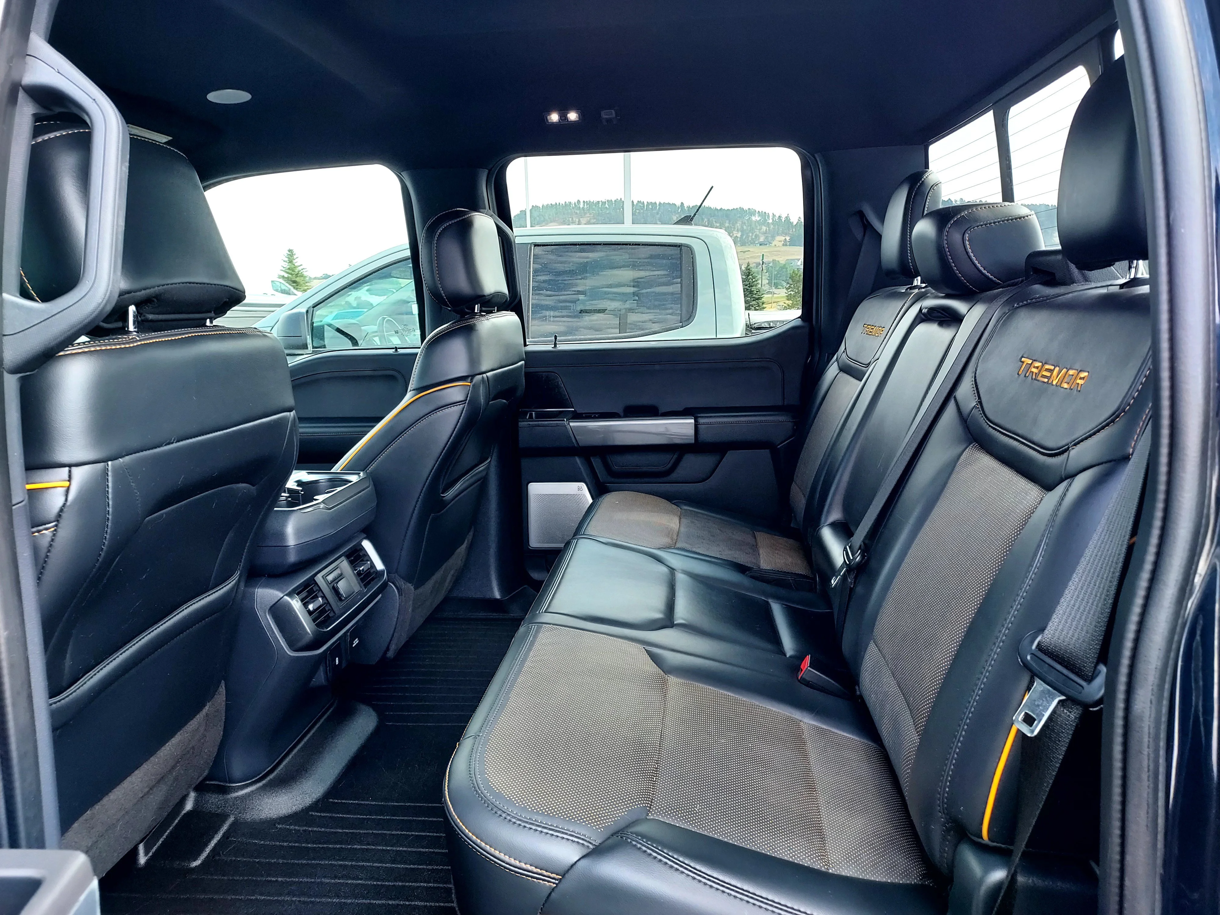 Used 2022 Antimatter Blue Metallic Ford Tremor image 16