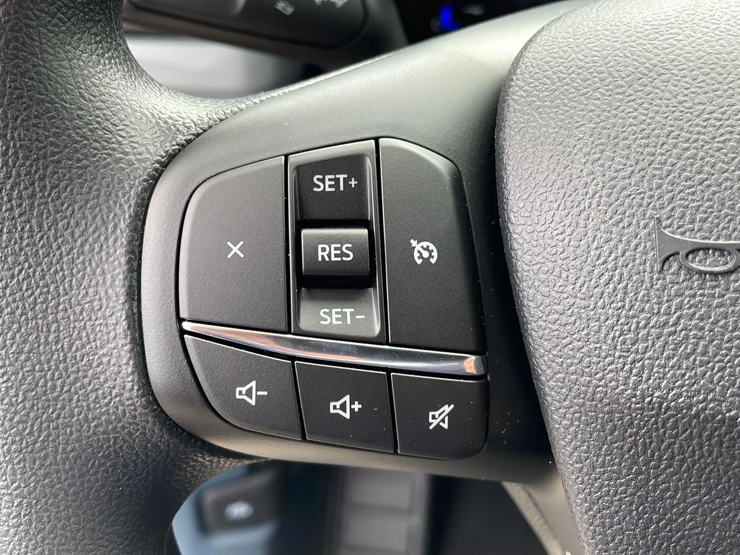 New 2026 Carbonized Gray Metallic Ford XL image 13