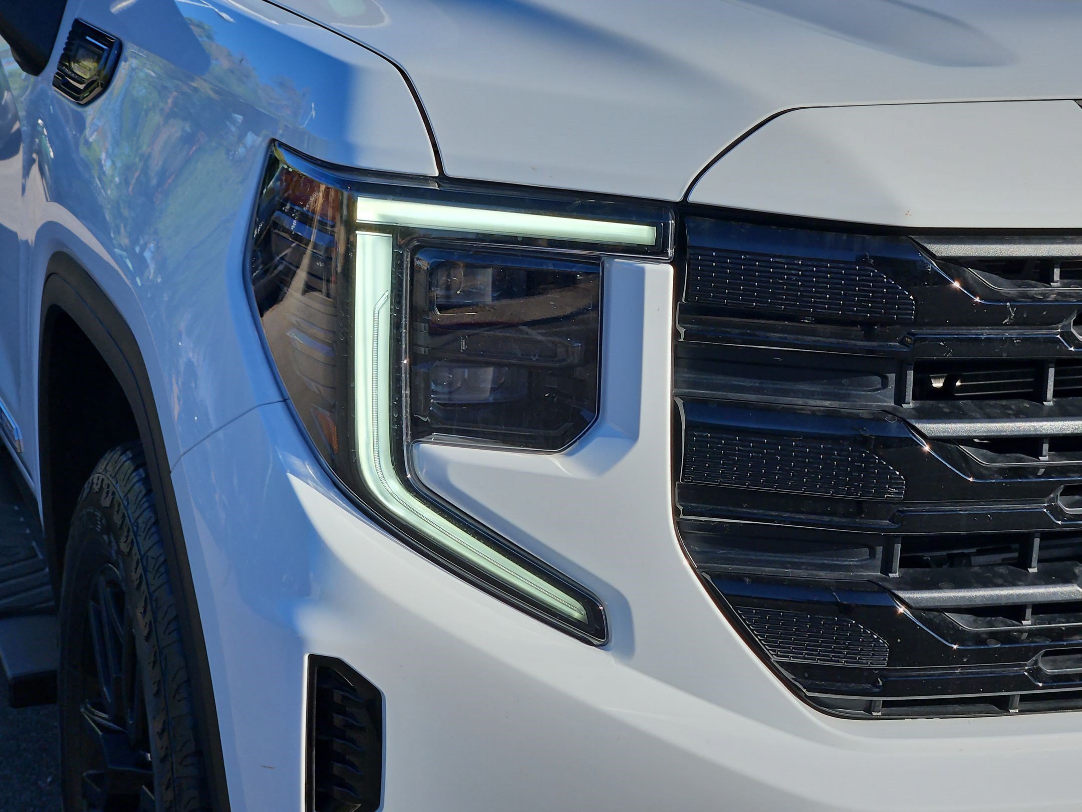 2024 GMC Sierra 1500 Elevation - Photo 10