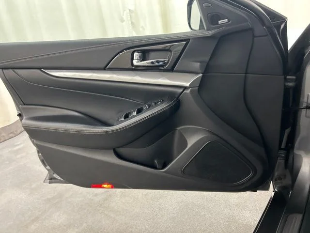 Used 2023 Gray Nissan 3.5 SL image 26