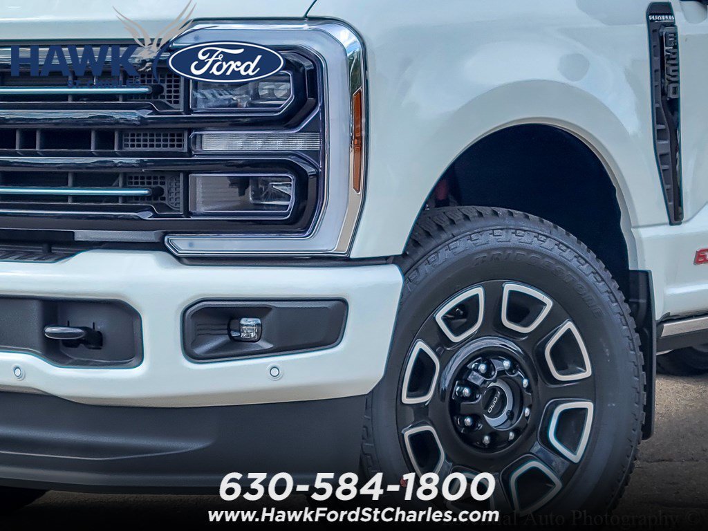 New 2026 Star White Metallic Tri-Coat Ford F-350® Platinum® image 3