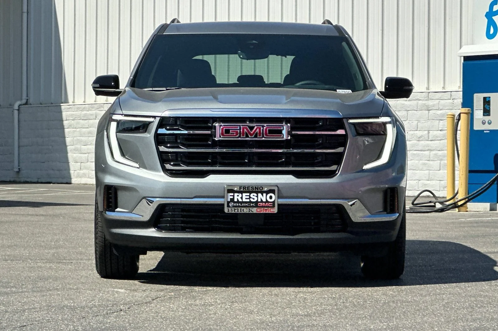 New 2026 Sterling Metallic GMC Elevation image 7