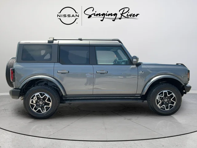 Used 2023 Gray Ford Outer Banks image 8