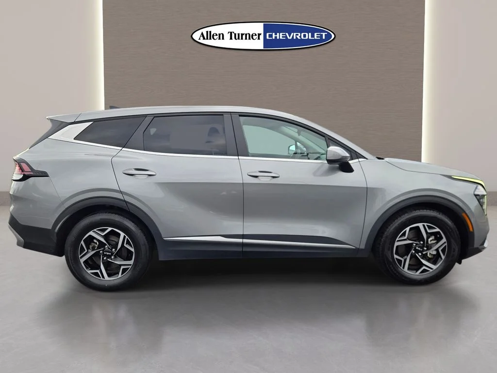 Used 2024 Gray Kia LX image 5