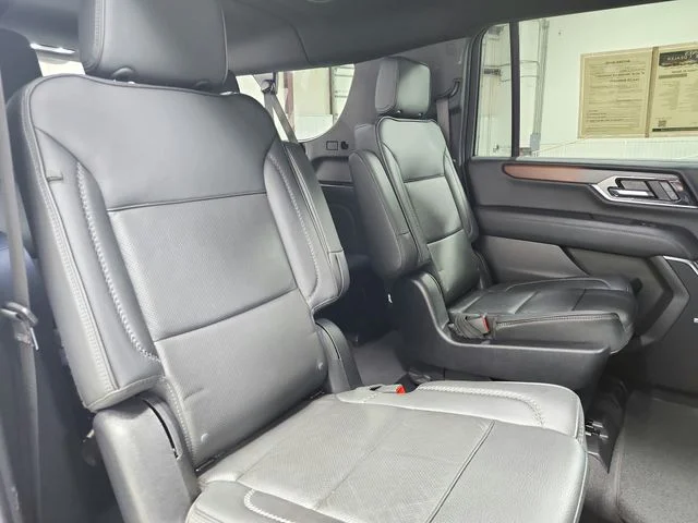 Used 2025 White GMC Denali image 49