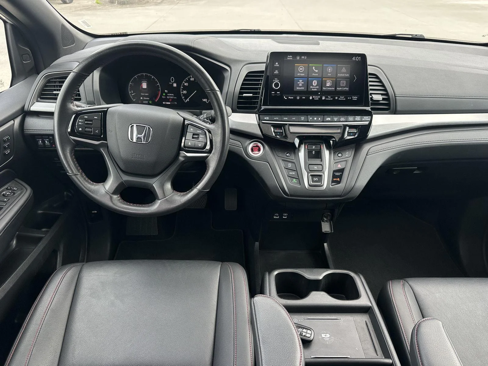 Used 2025 Platinum White Pearl Honda Sport-L image 13