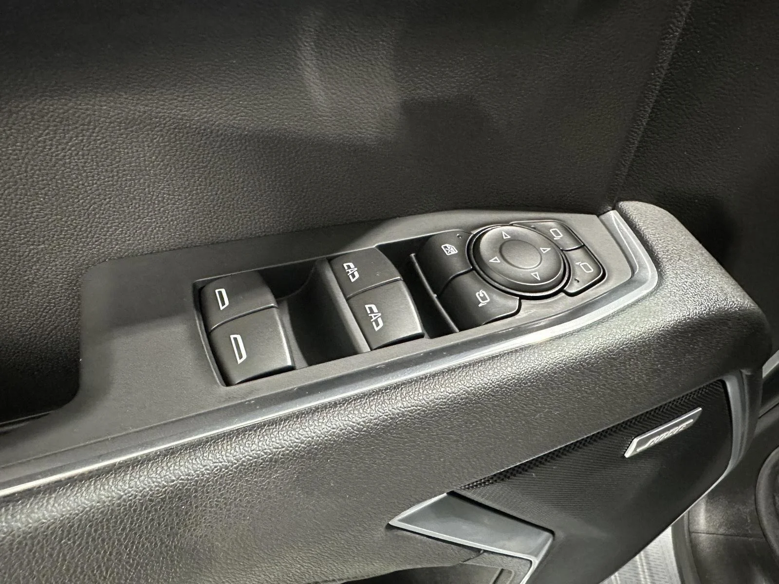 Used 2026 Sterling Metallic GMC SLT image 22