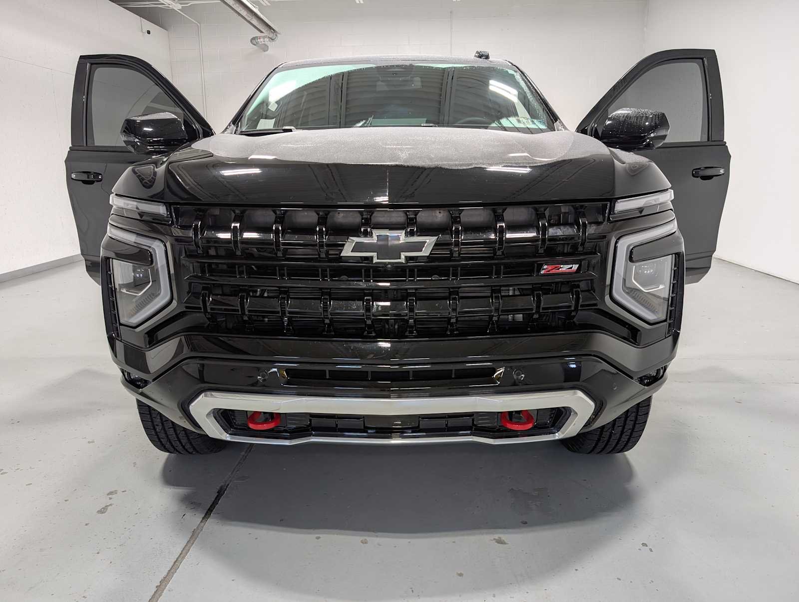 2025 Chevrolet Tahoe Z71 - Photo 16