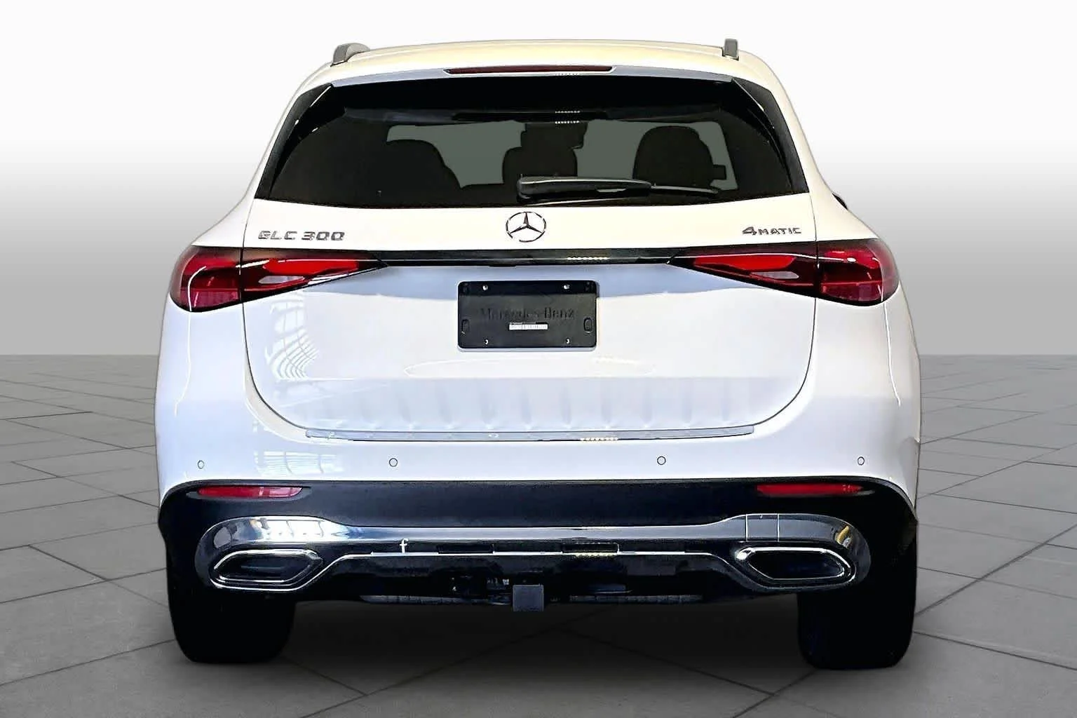 Used 2026 Polar White Mercedes-Benz GLC 300 image 5