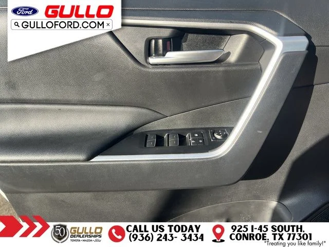 Certified Used 2025 Ice Toyota XLE image 18