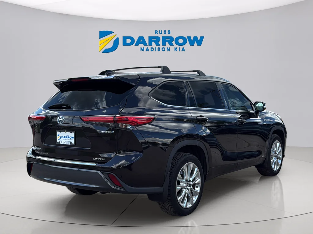 Used 2020 Amber Toyota Limited image 5