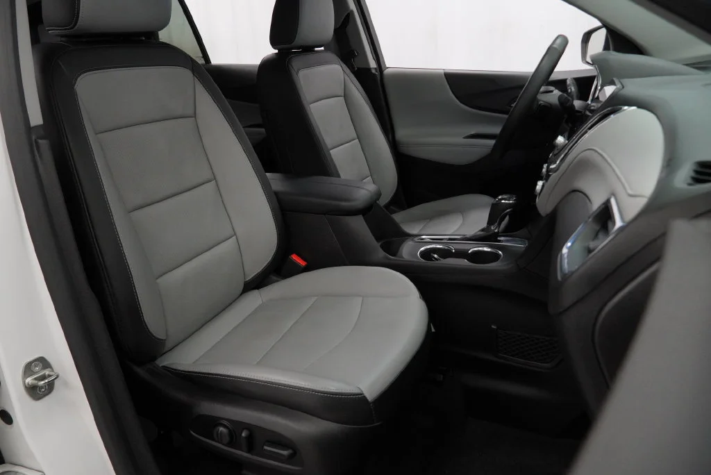 Used 2018 Beige Chevrolet Premier image 38
