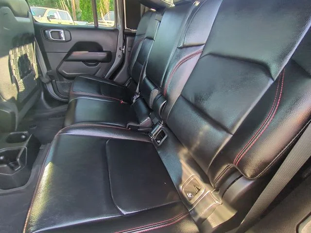 Used 2022 Gray Jeep Rubicon image 28