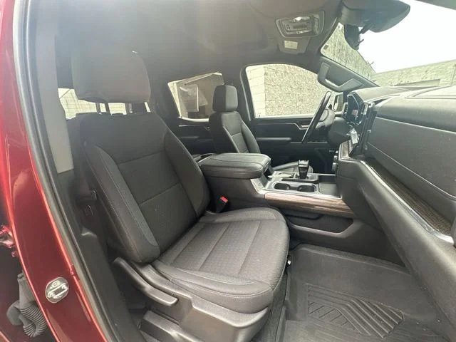 Used 2023 Red Chevrolet RST image 31