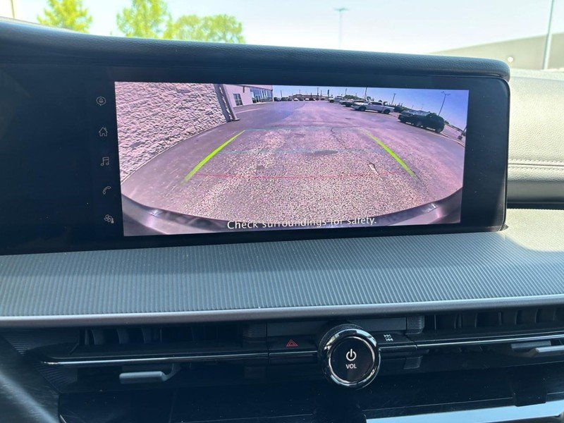 Used 2025 Super Black Nissan FWD SV image 21