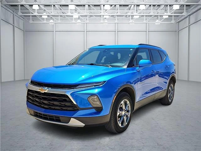 Used 2024 Blue Chevrolet LT w/2LT Front-Wheel Drive image 1