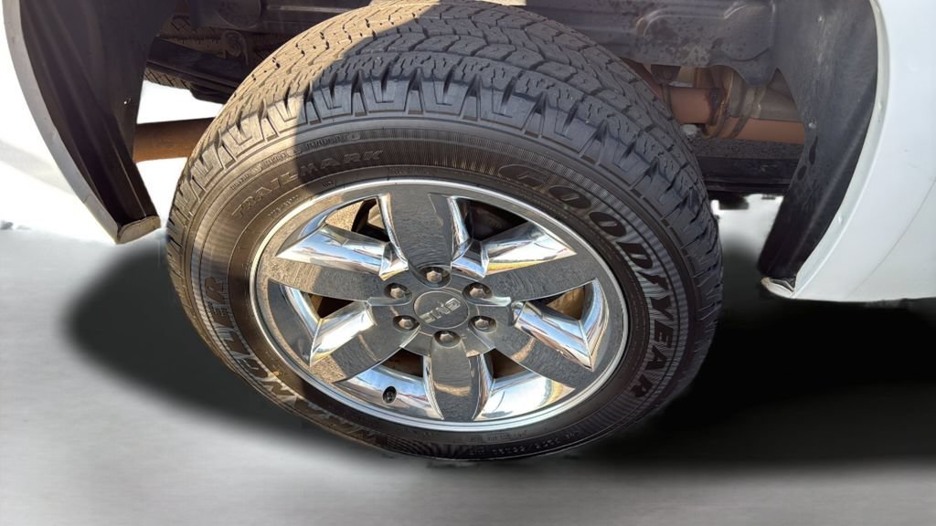 Used 2013 SUMMIT WHITE GMC SLE image 14