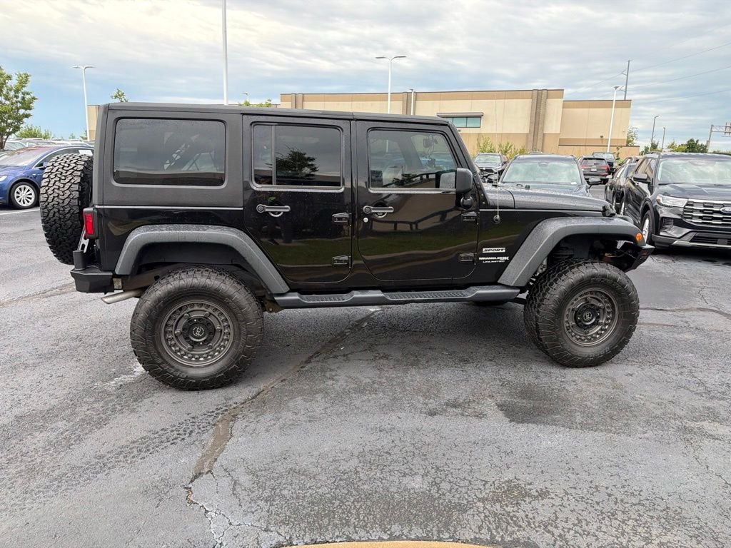 Used 2018 Black Jeep Unlimited Sport image 8