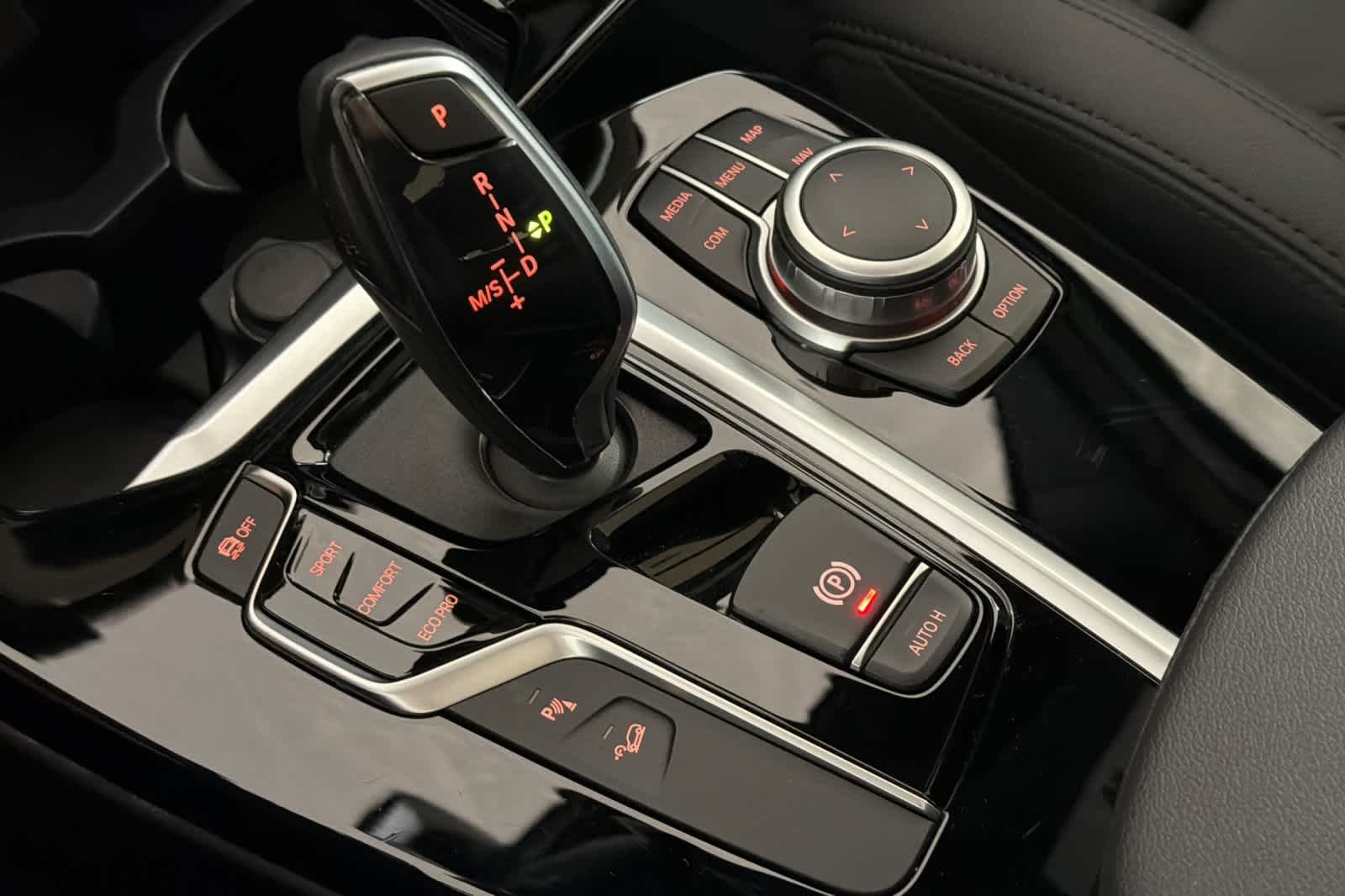 Used 2021 Jet Black BMW xDrive30i image 22