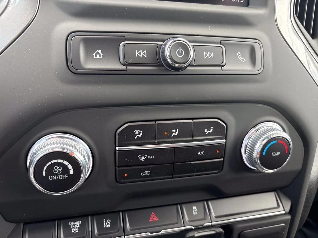 2025 GMC Sierra 2500HD Pro - Photo 23