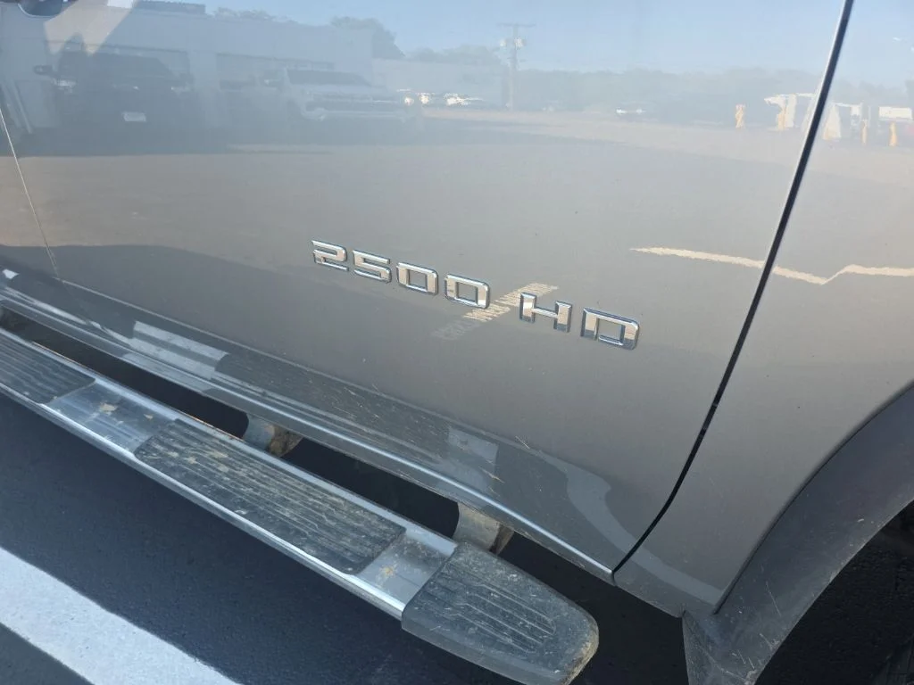 Used 2026 Gray Chevrolet LT image 5