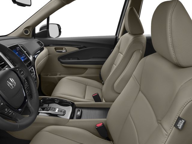 Used 2017 Silver Honda Touring image 9