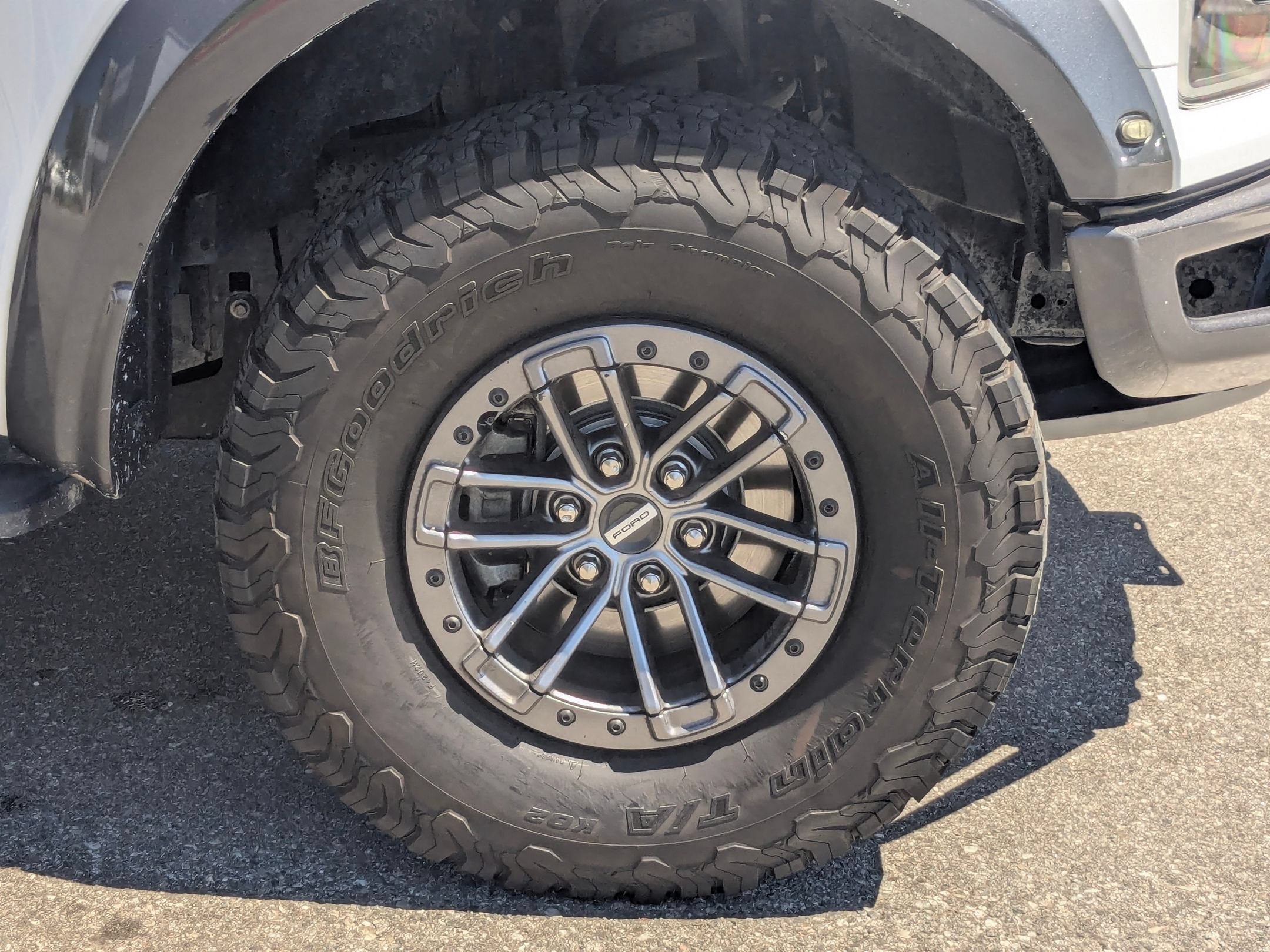 Used 2019 Oxford White Ford Raptor image 11