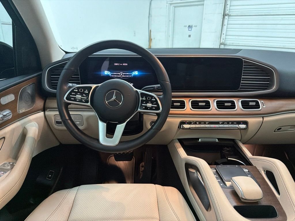 Certified Used 2022 Black Mercedes-Benz GLE 350 image 25