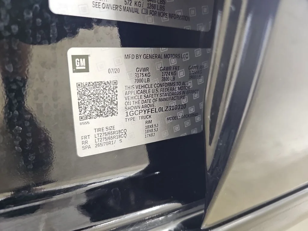 Certified Used 2020 Black Chevrolet LT Trail Boss image 40