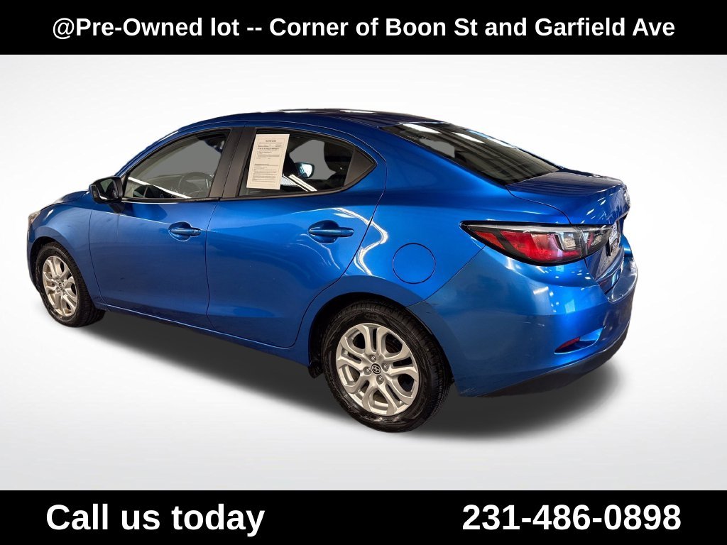 Used 2016 Blue Scion Base image 3