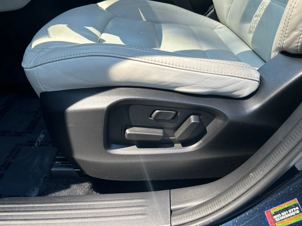 Used 2017 Blue Mazda Grand Touring image 16