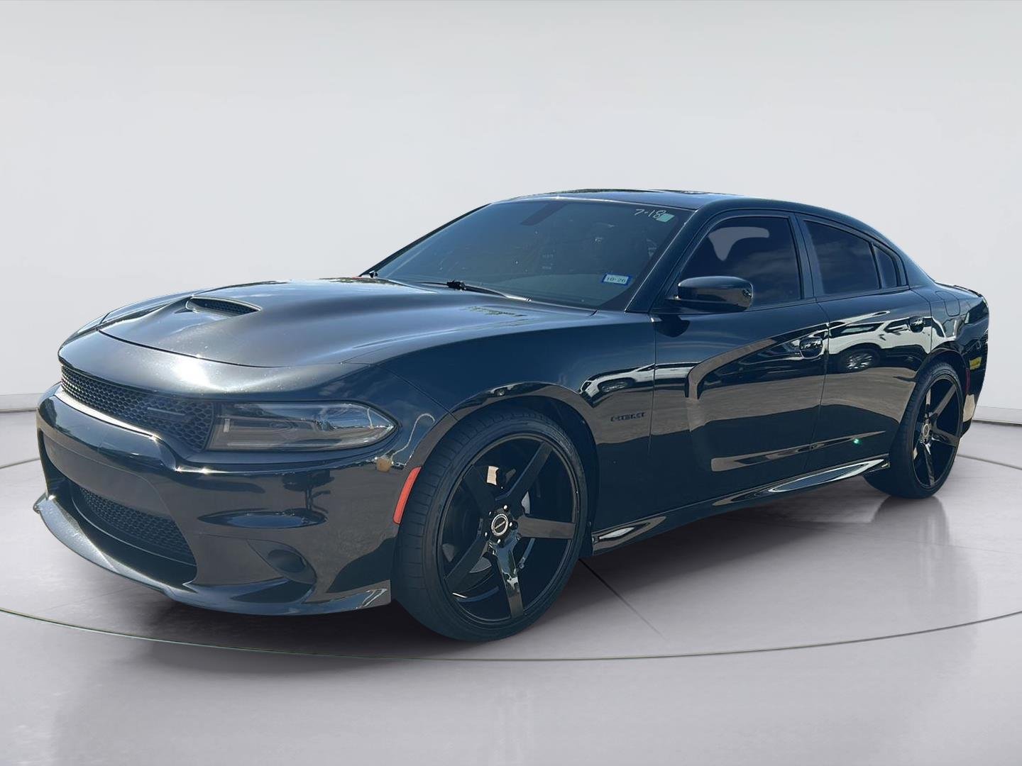 Used 2022 Pitch Black Clearcoat Dodge R/T image 3