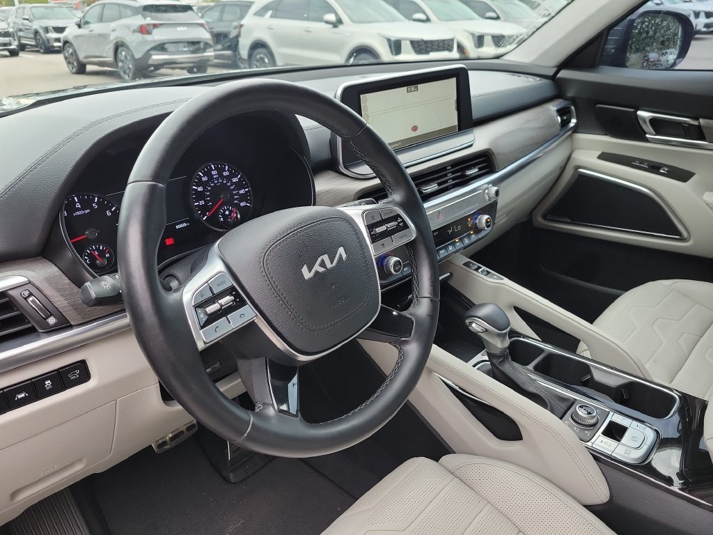 Certified Used 2022 Gravity Gray Kia SX image 25