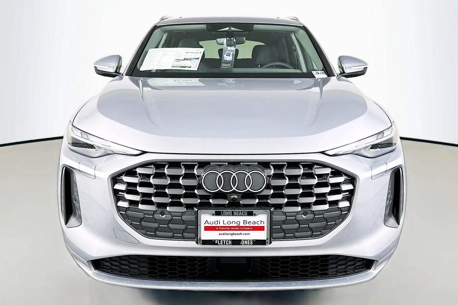 New 2026 Florett Silver Metallic Audi Premium image 2