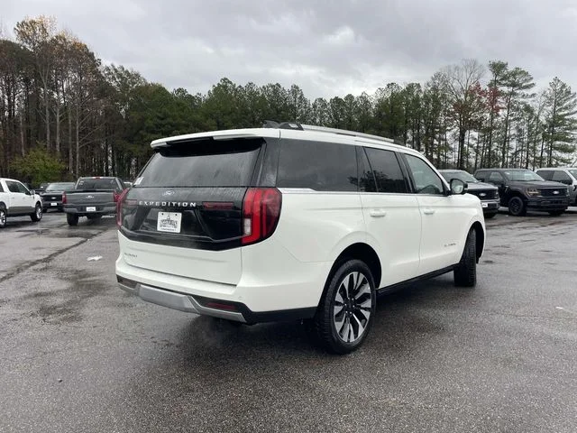 New 2025 White Ford Platinum image 3