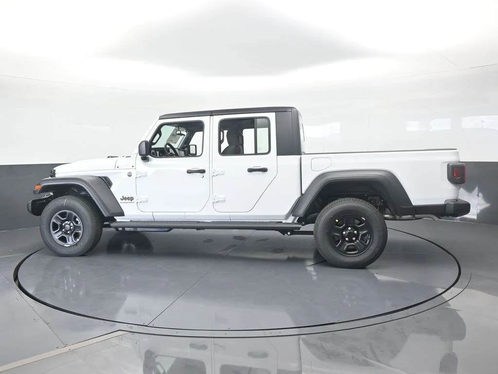 New 2026 Bright White Clear-Coat Exterior Paint Jeep Sport image 3