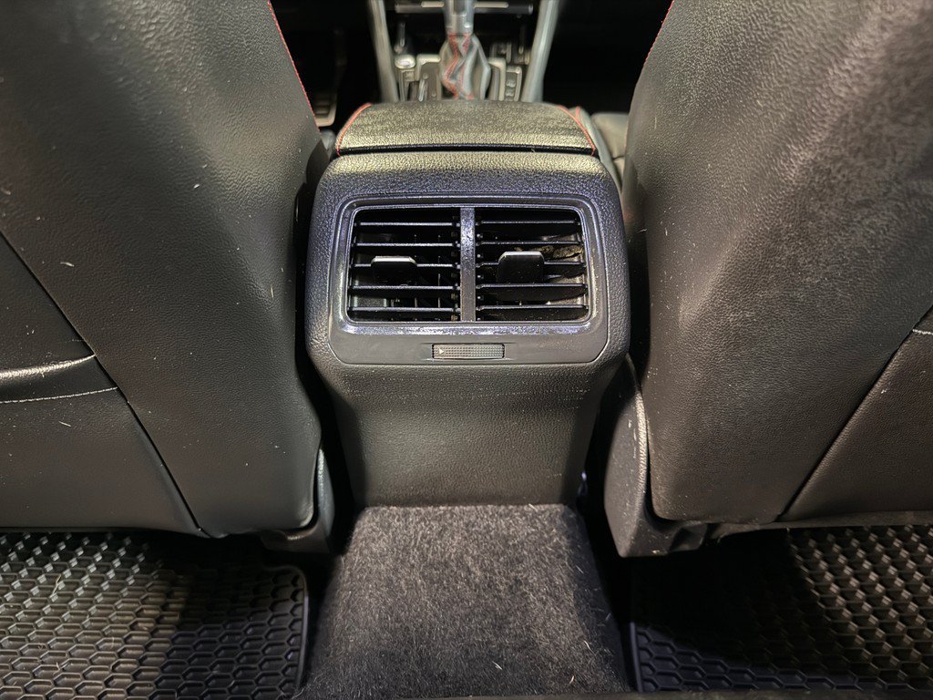 Used 2018 Dark Iron Blue Metallic Volkswagen Autobahn image 28