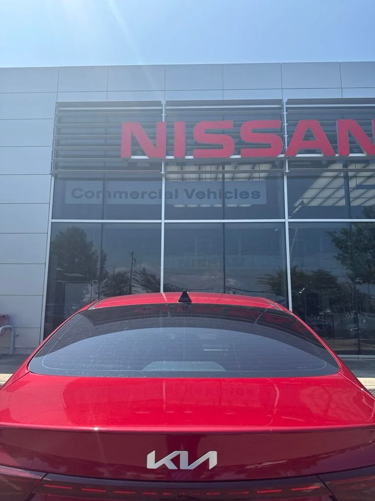 Used 2023 Red Kia LXS image 16