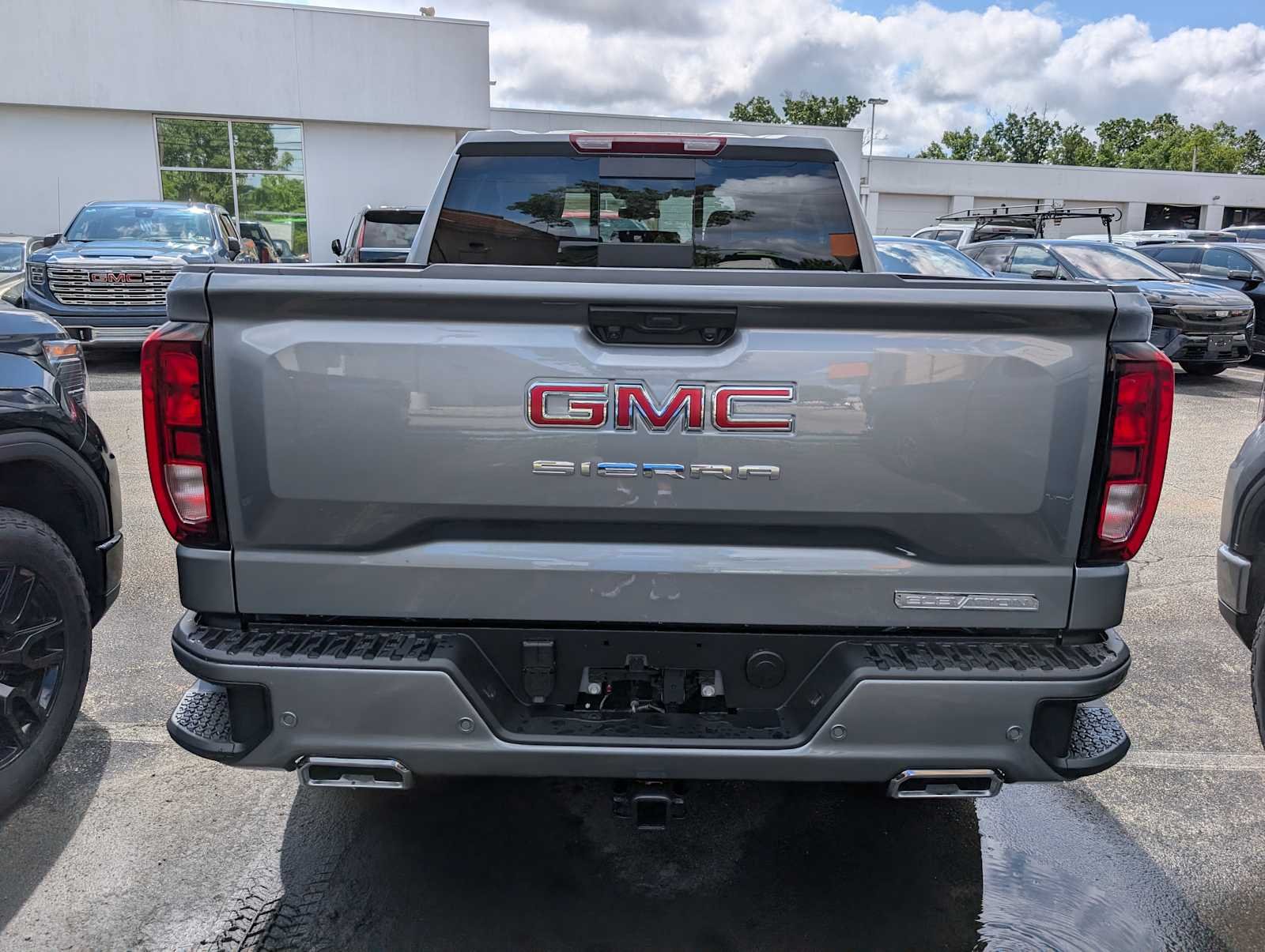 New 2026 Sterling Metallic GMC Elevation image 8