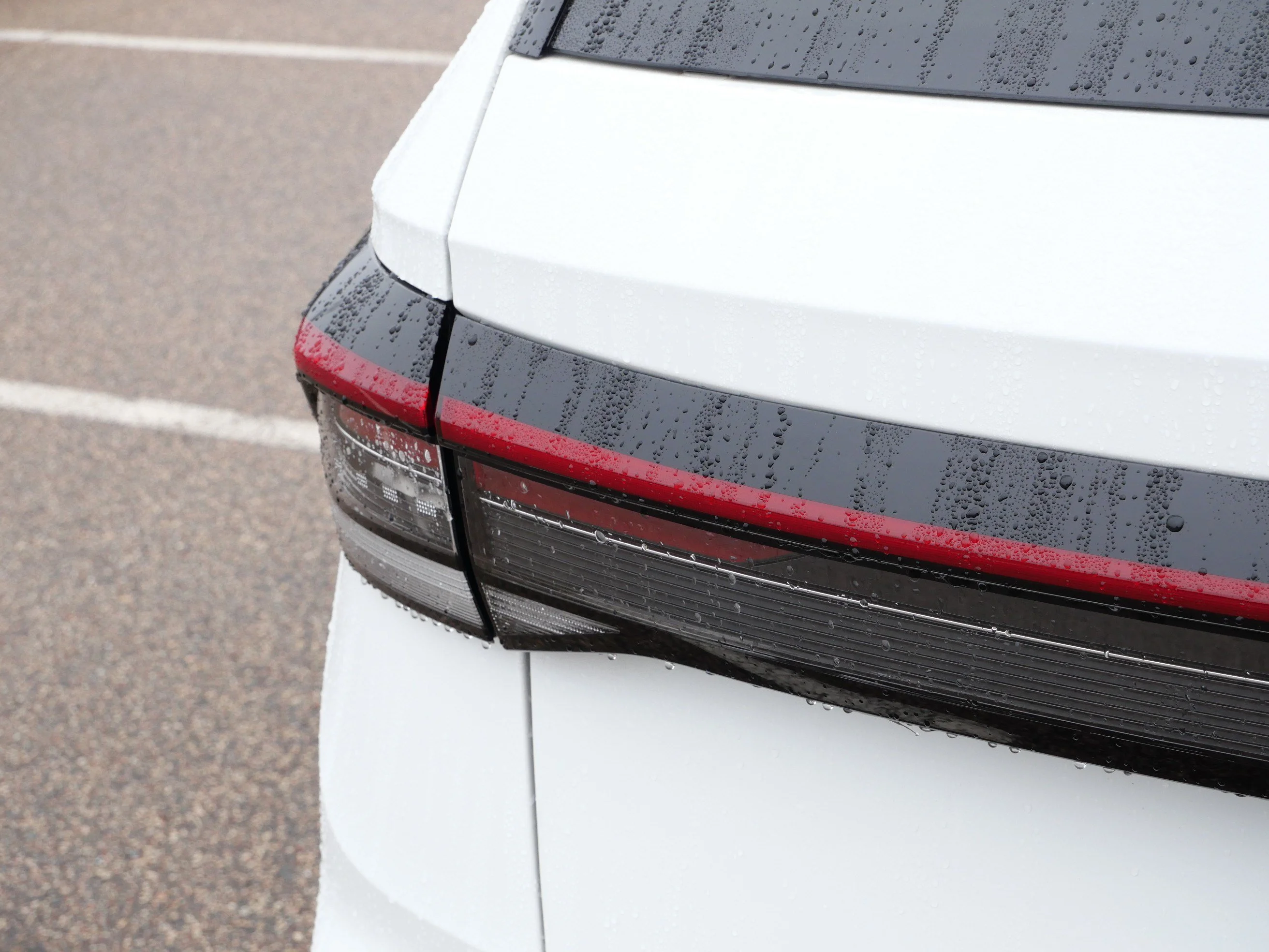 Certified Used 2025 Pure White Volkswagen SE image 17