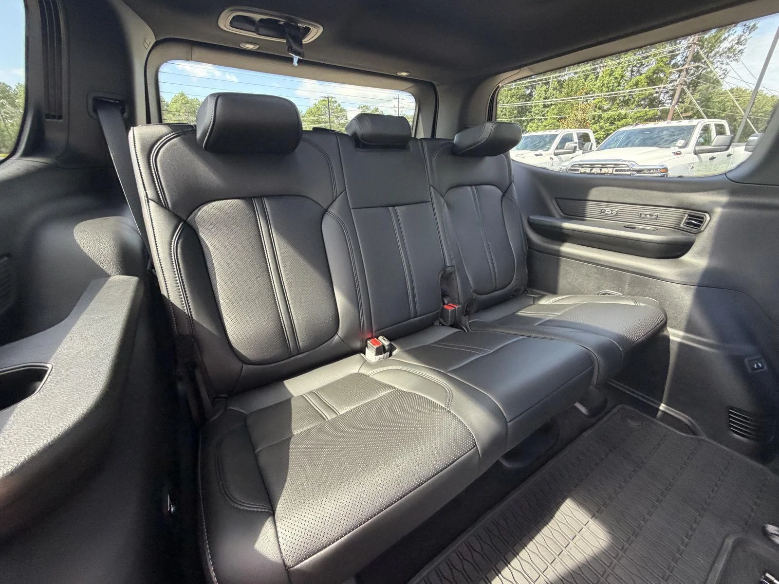 New 2026 Steel Blue Exterior Paint Jeep Upland image 21