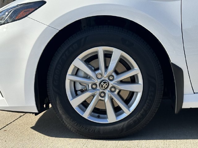 New 2026 Ice Cap Toyota  LE image 8
