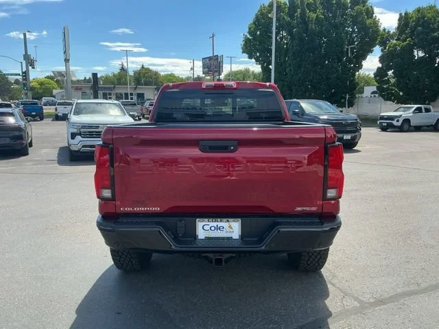 2026 Chevrolet Colorado ZR2 - Photo 5