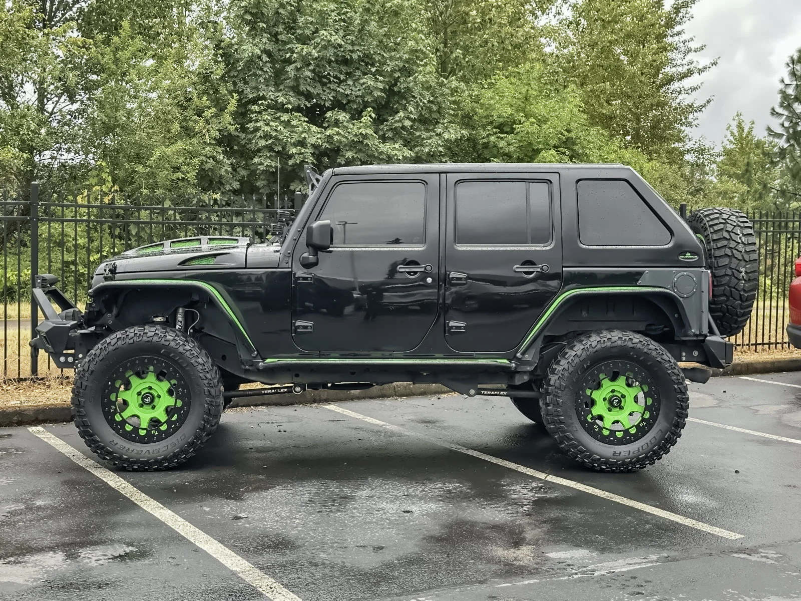 Used 2016 Black Clearcoat Jeep Sport image 8