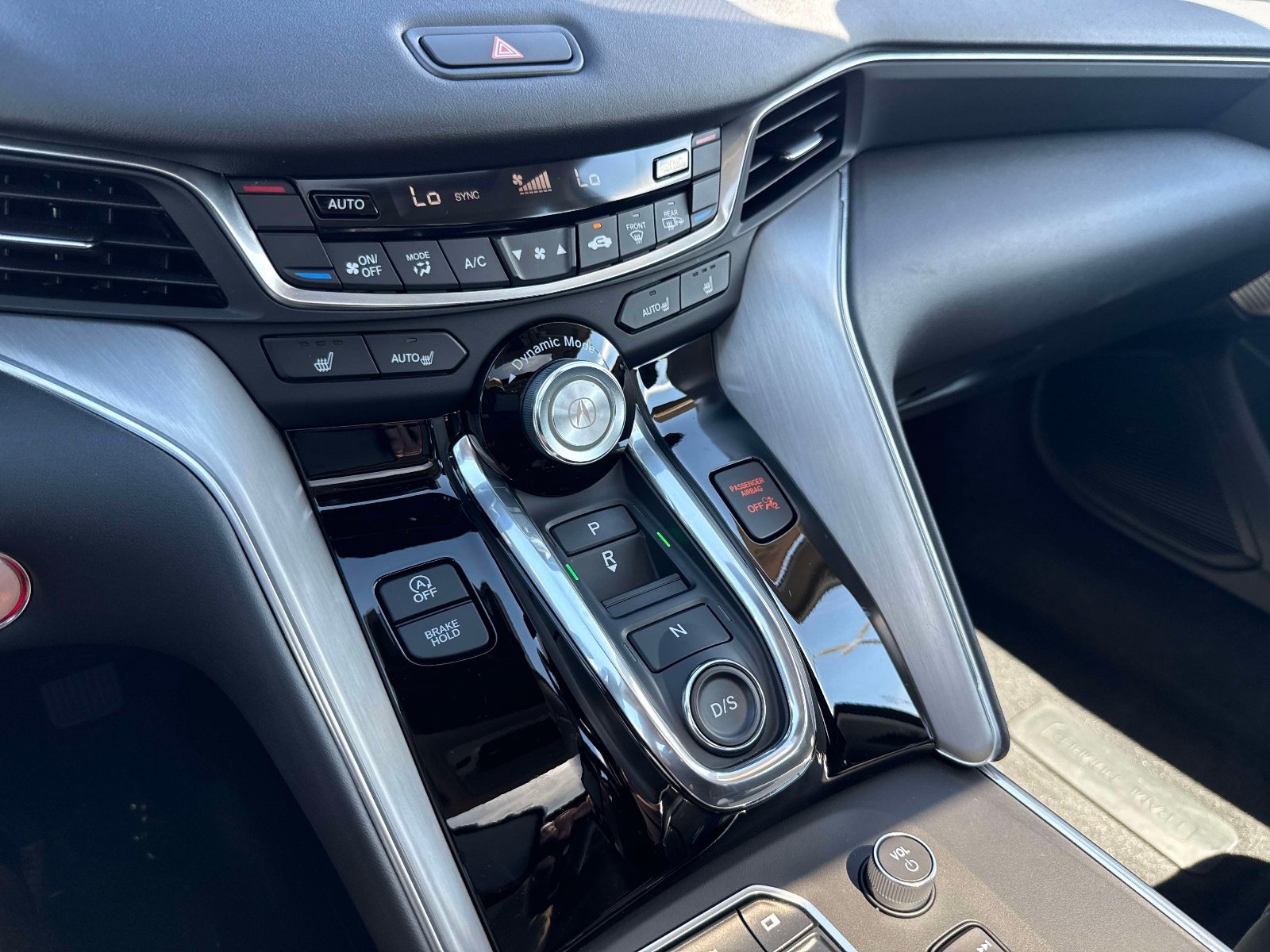 Used 2023 Platinum White Acura w/Technology Package image 25